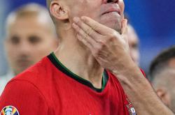 开云体育官方网站-法国队连续三战不败，强势晋级淘汰赛