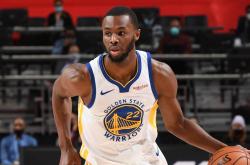 开云体育平台APP-包含比赛中关键时刻，球队冷静应对，转败为胜的词条