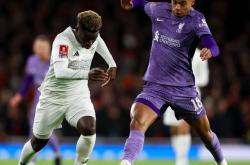 开云下载-焦点大战：游泳上演巅峰碰撞的简单介绍