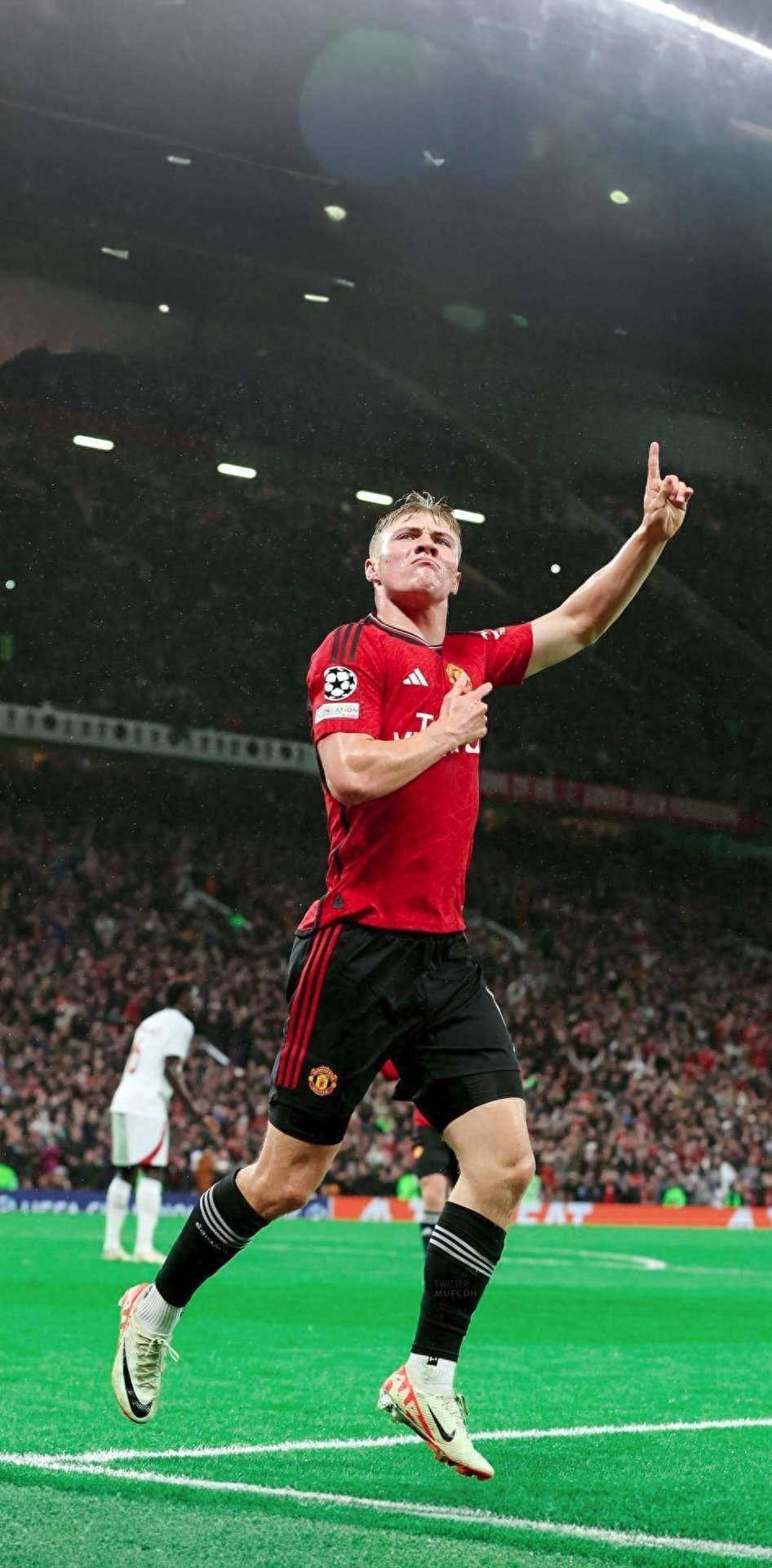 丹麦队在关键时刻力挽狂澜夺取胜利的简单介绍