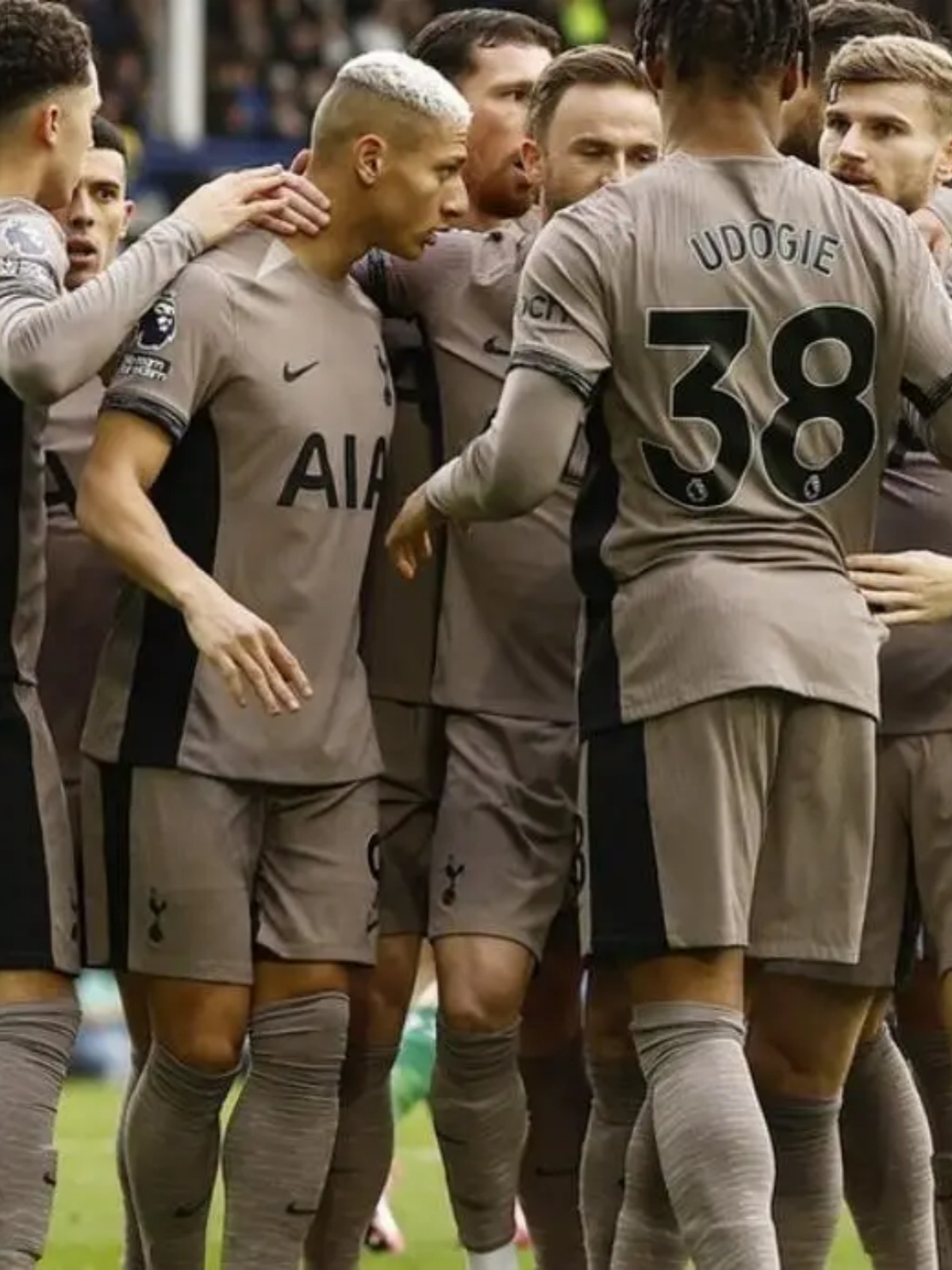 包含热刺艰难逼平对手,争冠形势逐渐慢慢稳定的词条 包含热刺艰难逼平对手,争冠形势逐渐慢慢稳定的词条