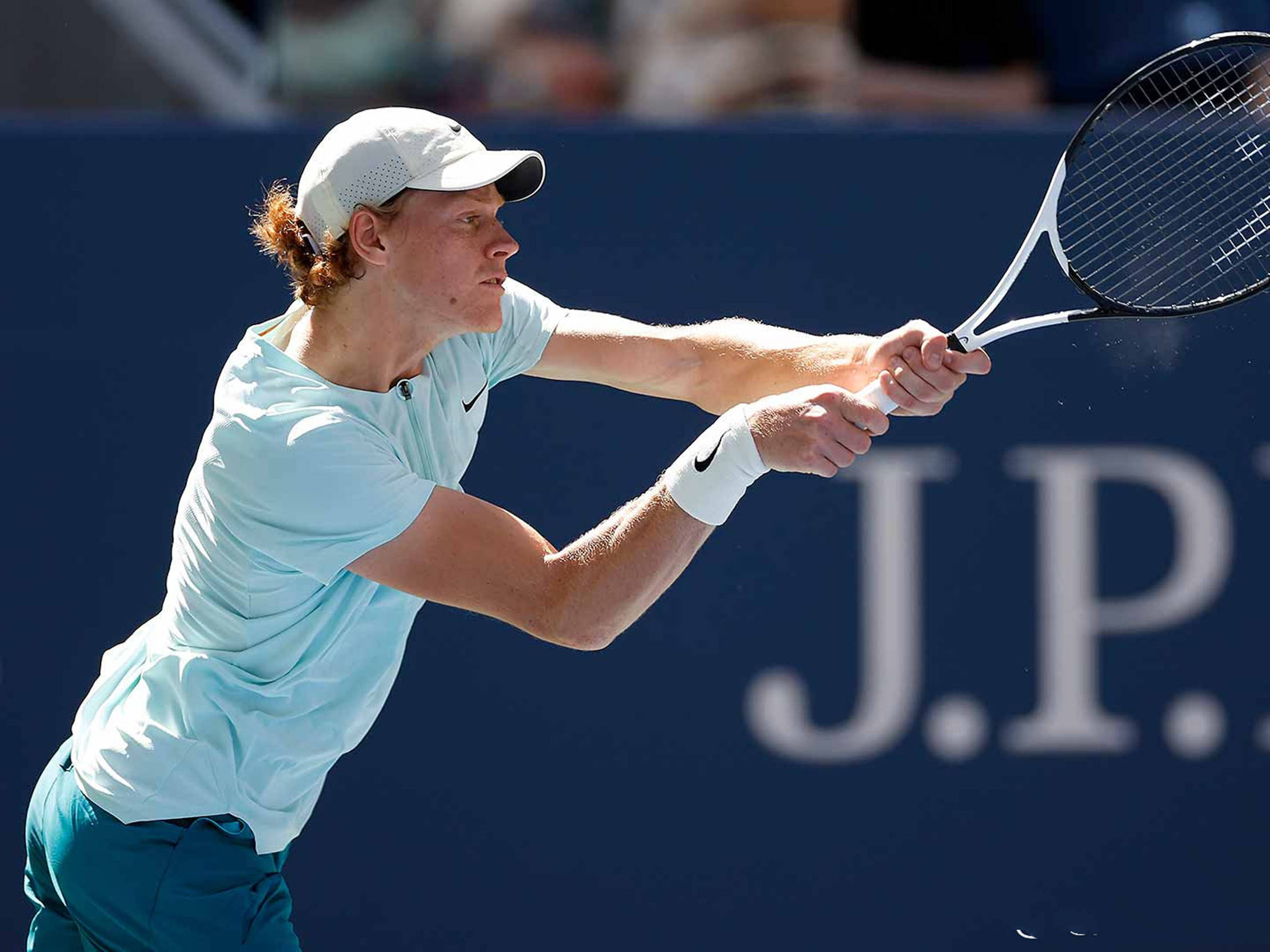 网球战队状态火热，誓夺总冠军